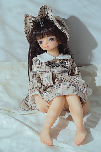 ダッチワイフAXB Doll