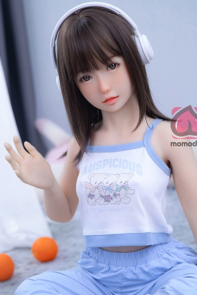 momodoll ロリ ラブドール