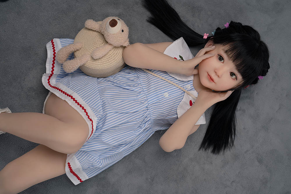 ロリ かわいい ラブドール 