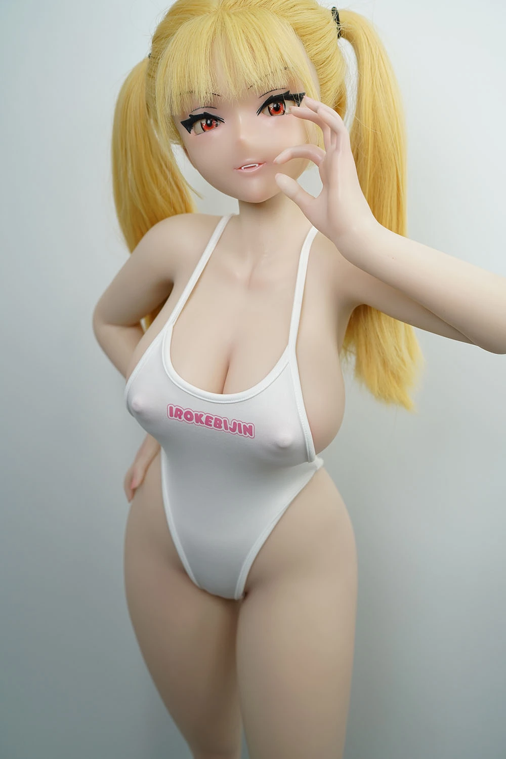 ラブドール セックス 色気美人