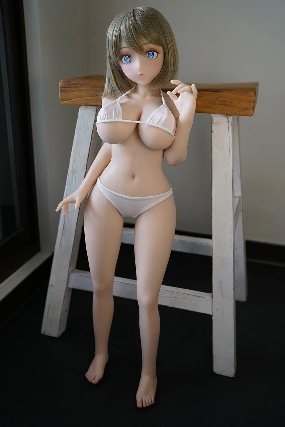 童顔巨乳 ラブドール